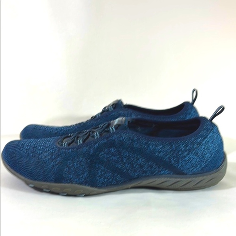 Athletic Slip-On Shoes Lightweight Design